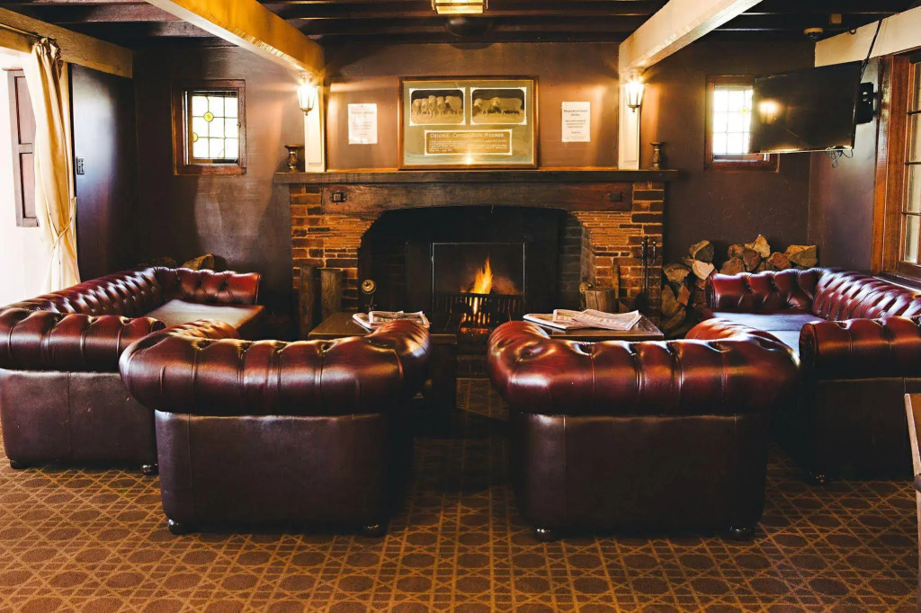 Camden Valley Inn