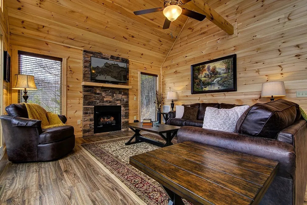 Critter Cove 2 Bedrooms 2 Bathrooms Home