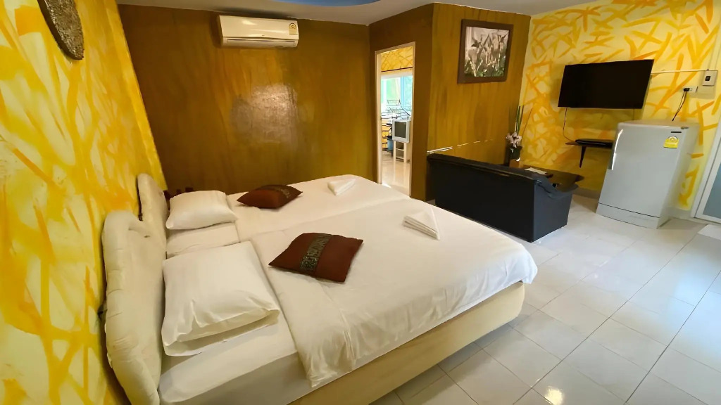 Saiyok River House