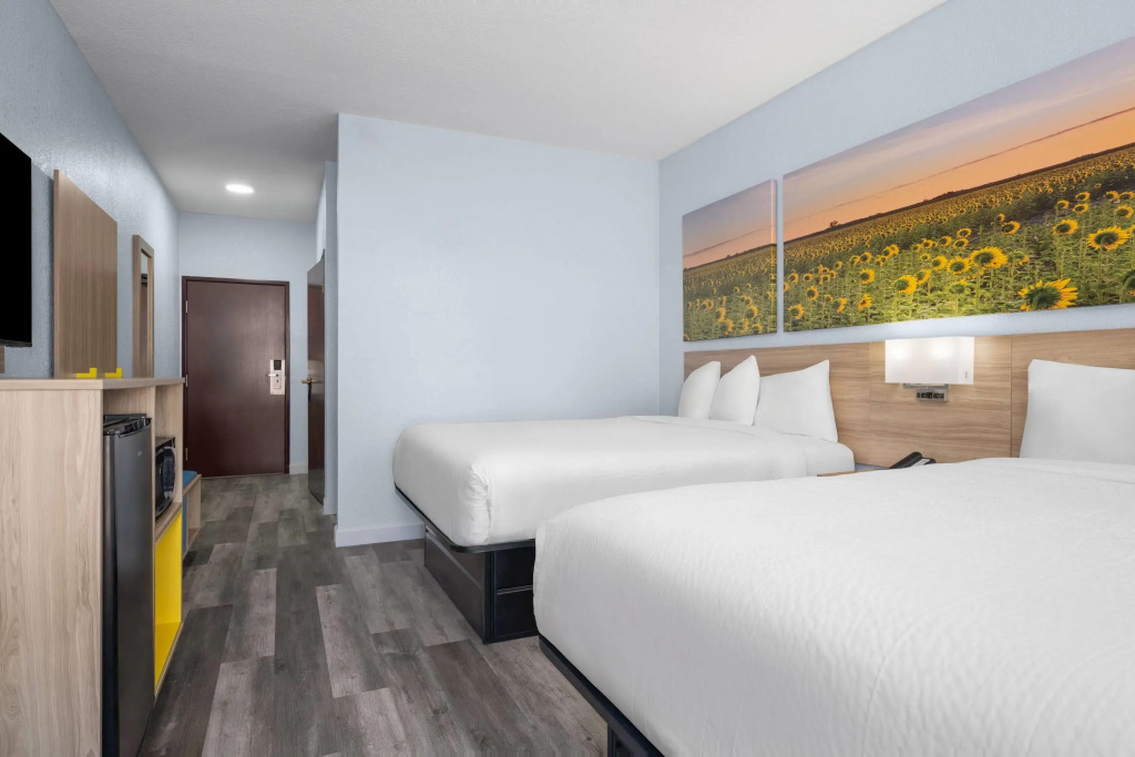 Days Inn by Wyndham Dodge City