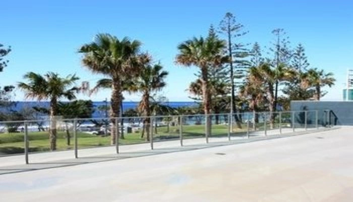Spinnaker Apartments