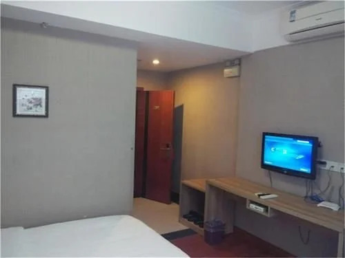 Yiju Hotel