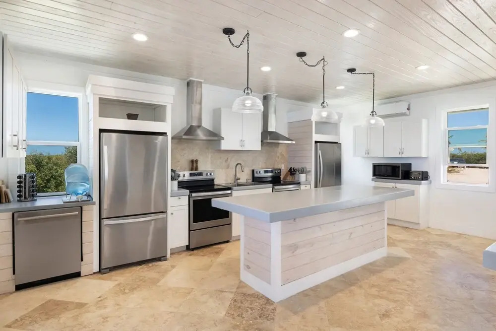 Buttonwood Reserve Compound - Compound W/beach, Pool, Pickleball 17 Bedroom Condo