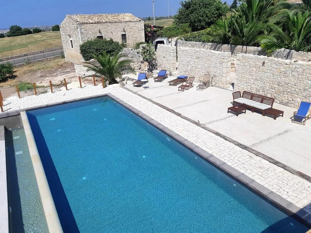 Apartment With 2 Bedrooms in Pozzallo, With Furnished Terrace and Wifi Near the Beach