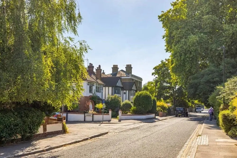The Finchley Bolthole - Delightful 2bdr Flat