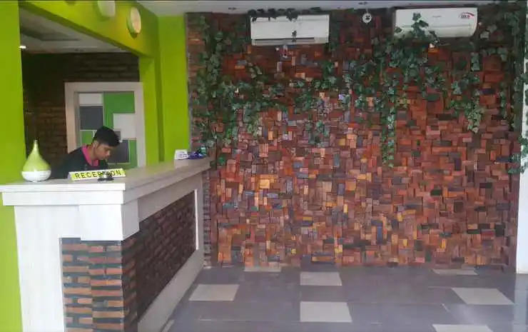 Royal Marisa Hotel