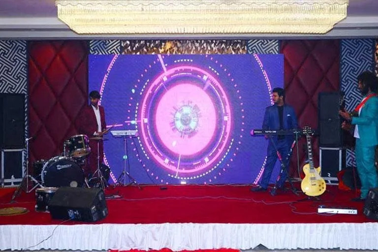 DNG The Grand Hotel