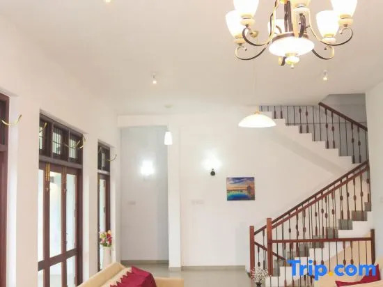 Holistic Villas Hills