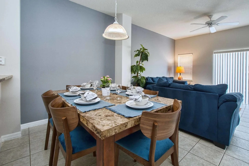 Encantada-3 Bedroom Townhome w/Splashpool-2650EN
