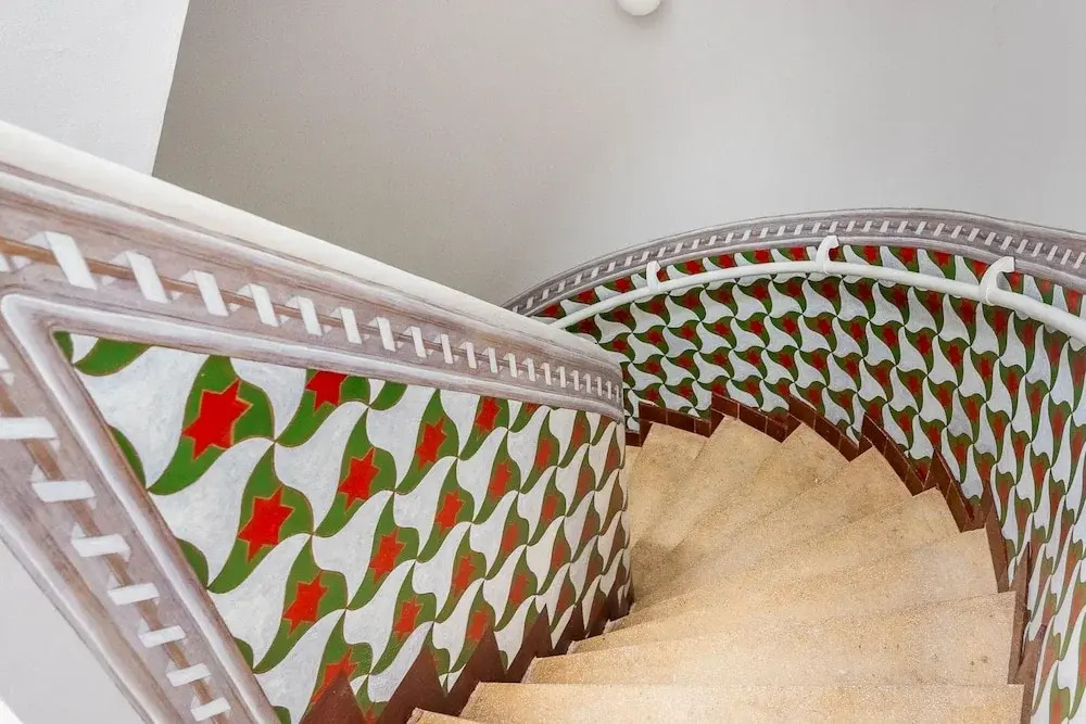 Cheerful 6 Bedroom House in Seville With Terraces