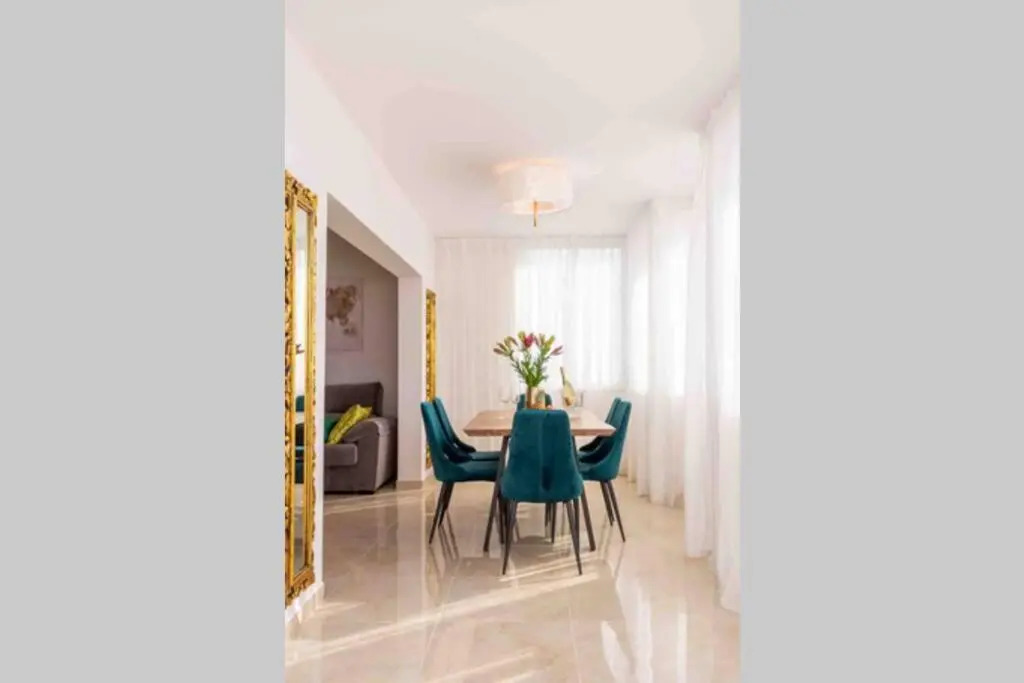 Esmeralda. Luxury. 1 line of the ocean. View! Quality!