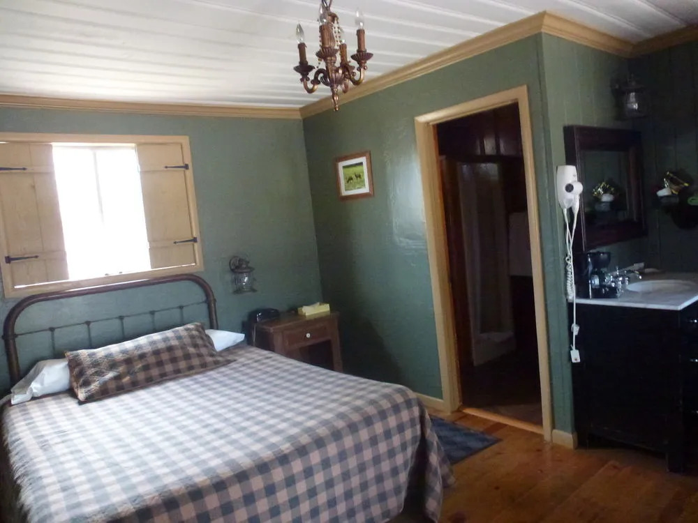 Double B Lodge
