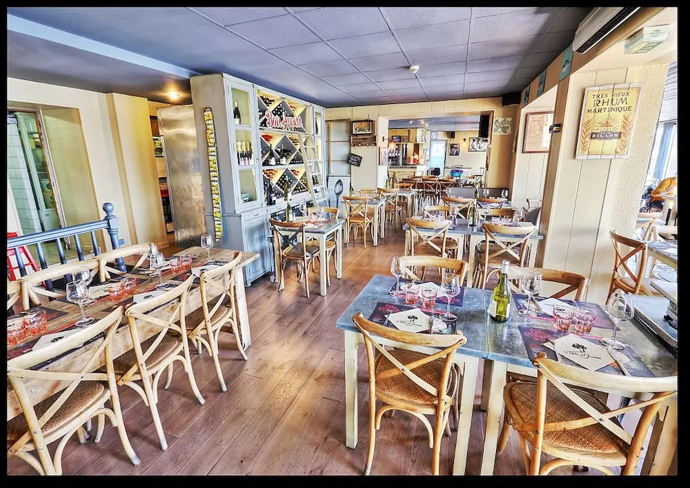La Table De Jeanne - Hôtel & Restaurant