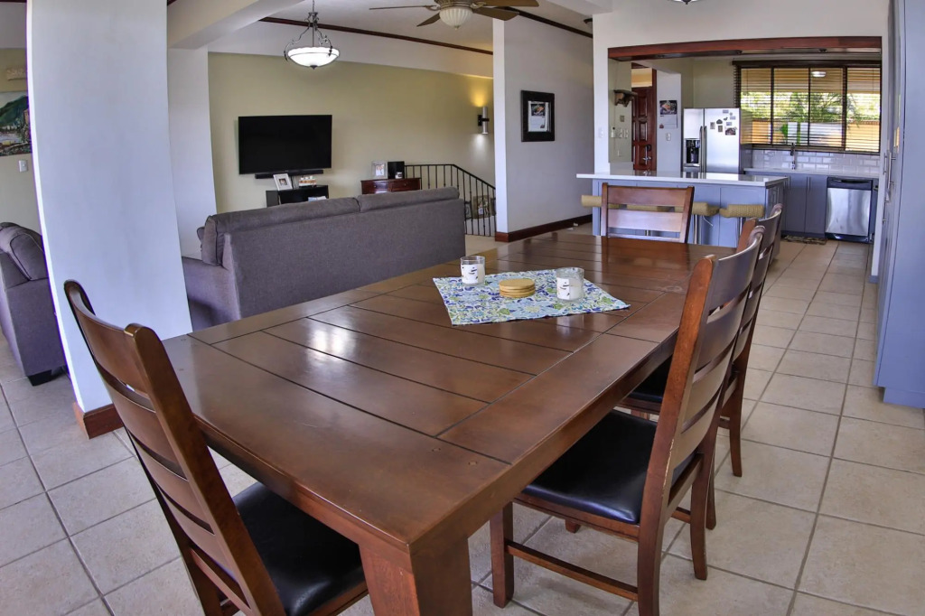 5mins to Marina-oceanview-full Kitchen-pool-ac-gym Presidential Suites 4