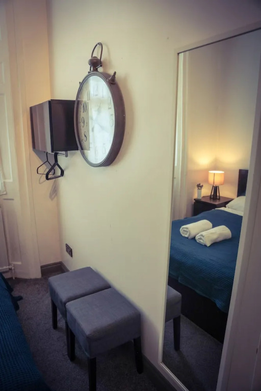 Warren st Apt