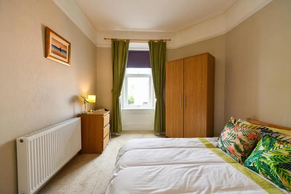 Brae View Coastal Gem