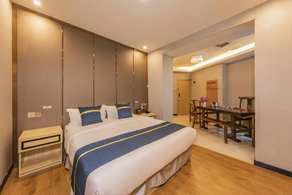 Home Inn Subai Yun Hotel (Fuzhou Shangteng Subway Station Yantaishan Branch)