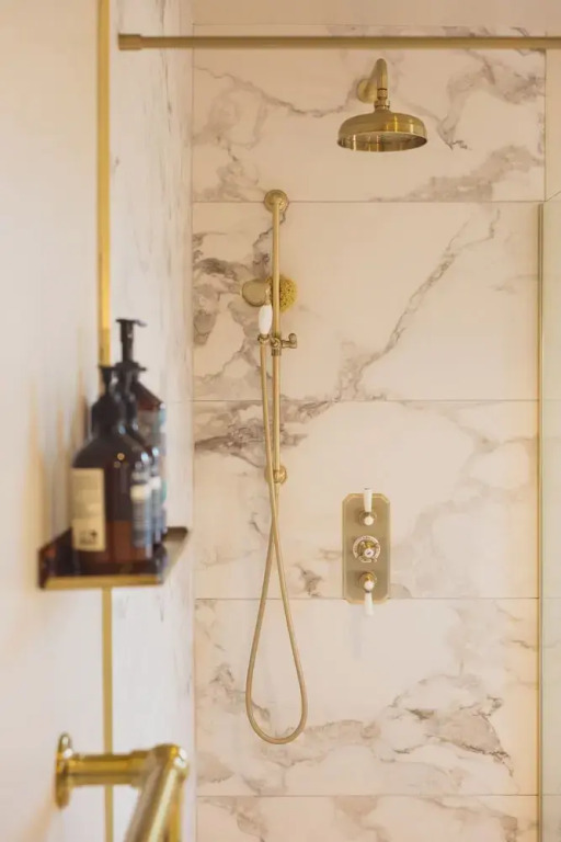 Luxury House Sleeps 14 With Secret Bar Near Bath