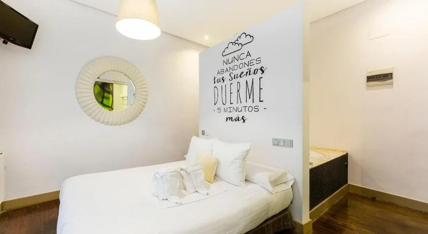 Хостел Pensión Madrid House