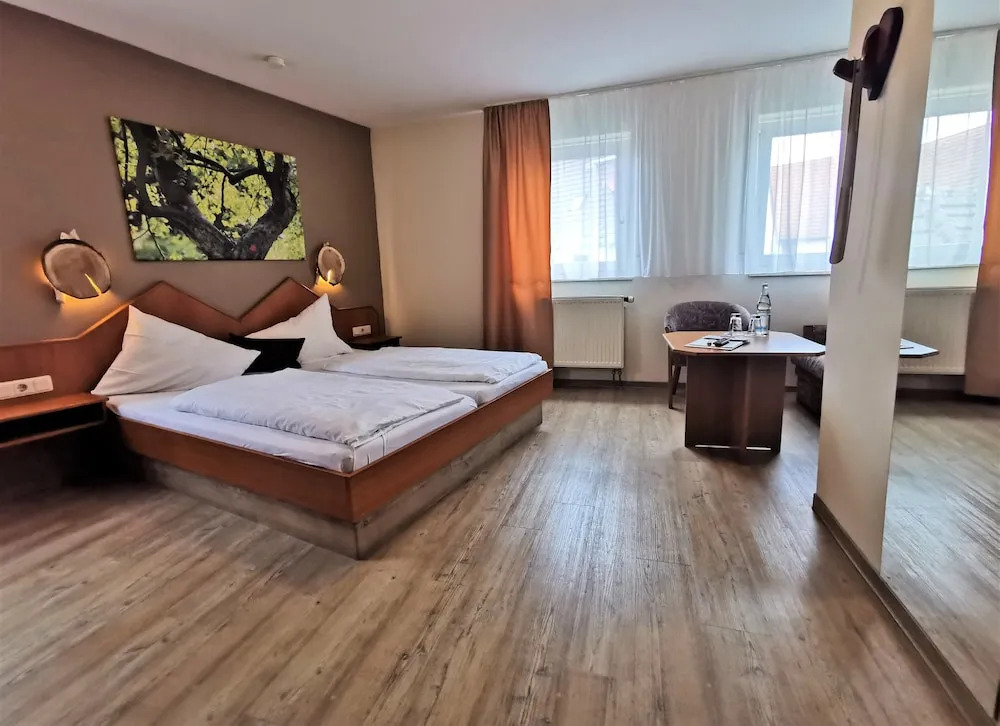 Gasthaus & Hotel Drei Lilien