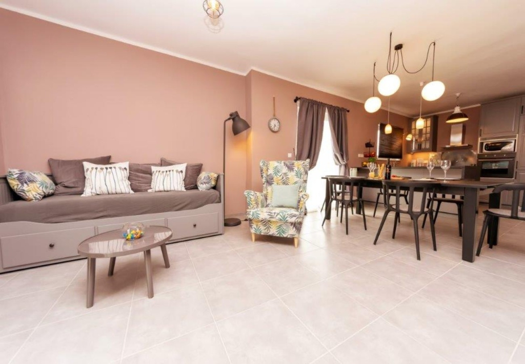 Apartment Darko 2 - 50 m from sea: A6 Sukosan, Zadar riviera