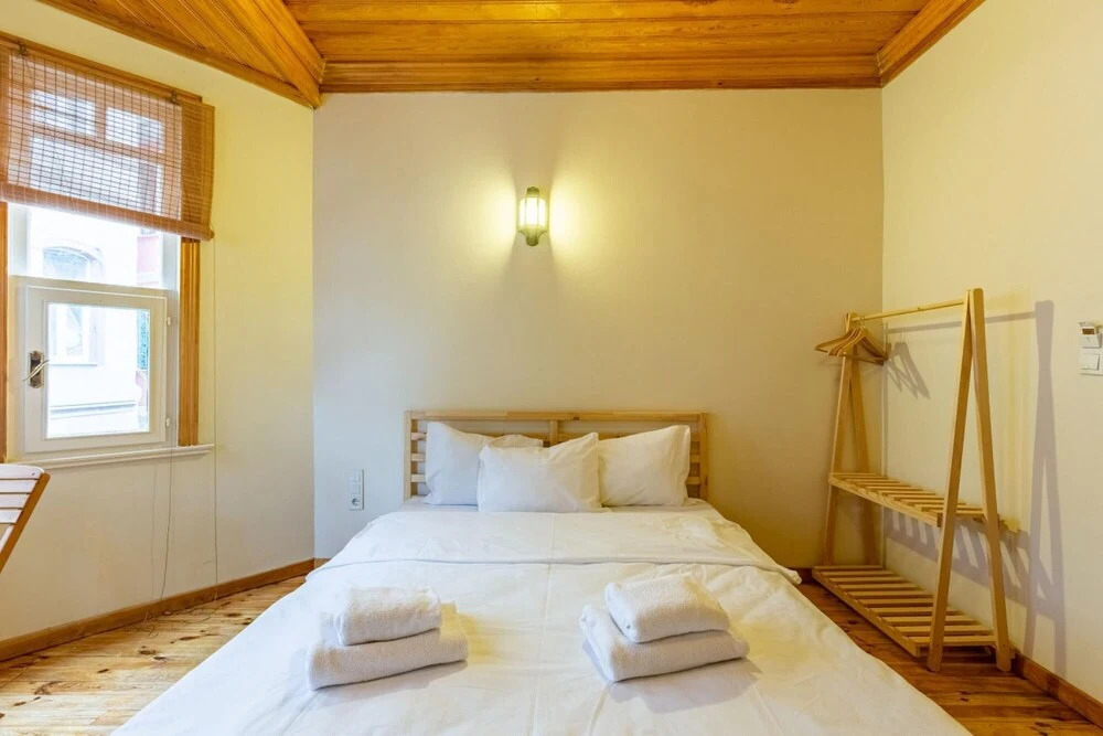 Cozy Flat Near Trendy Attractions in Balatfatih--