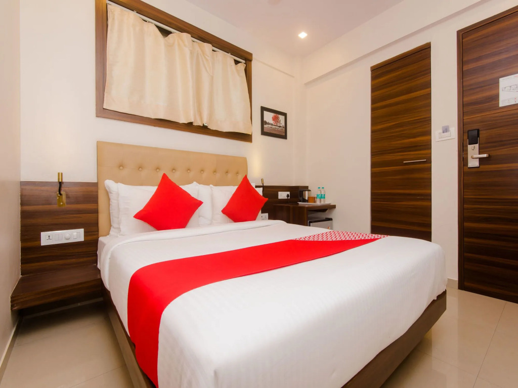 OYO 14984 Hotel Mumbai International