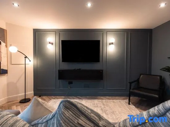 Luxury Georgian Aparthotel by Hauss Ayr - 5mins to Beach, Town Centre
