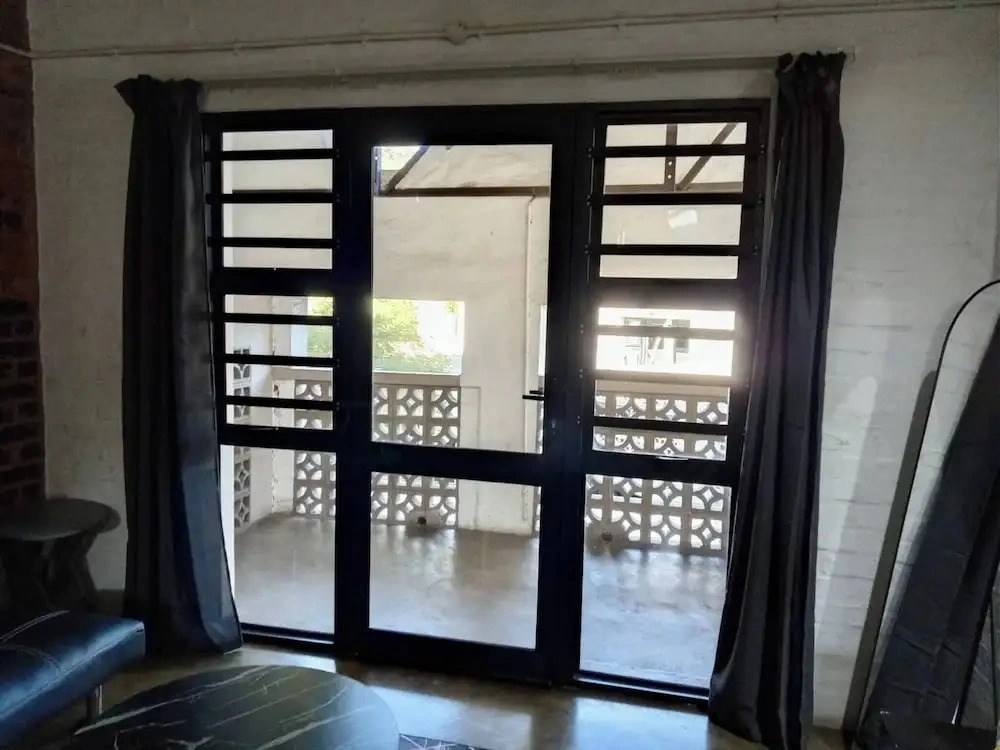 Room-home in Maboneng 364