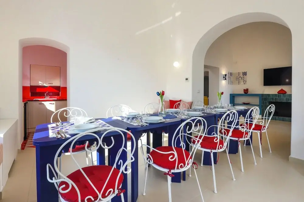 Elegant Villa In Anacapri | Infinity Pool & Design
