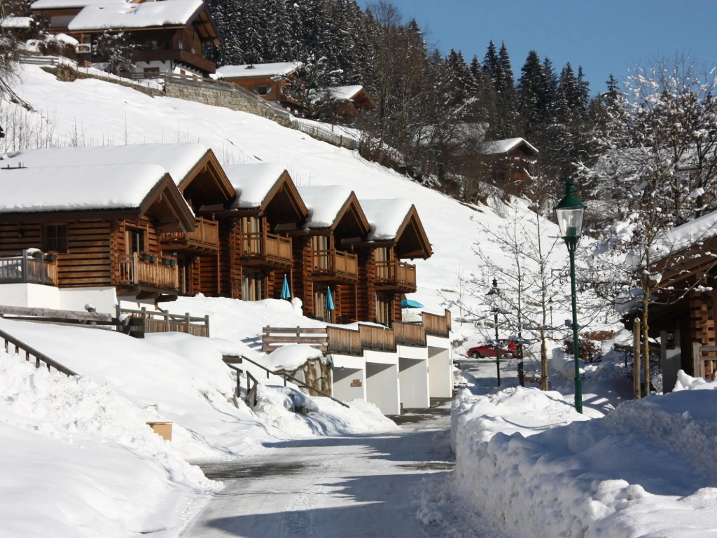 Chalet in Wald im Pinzgau Near Ski Lift