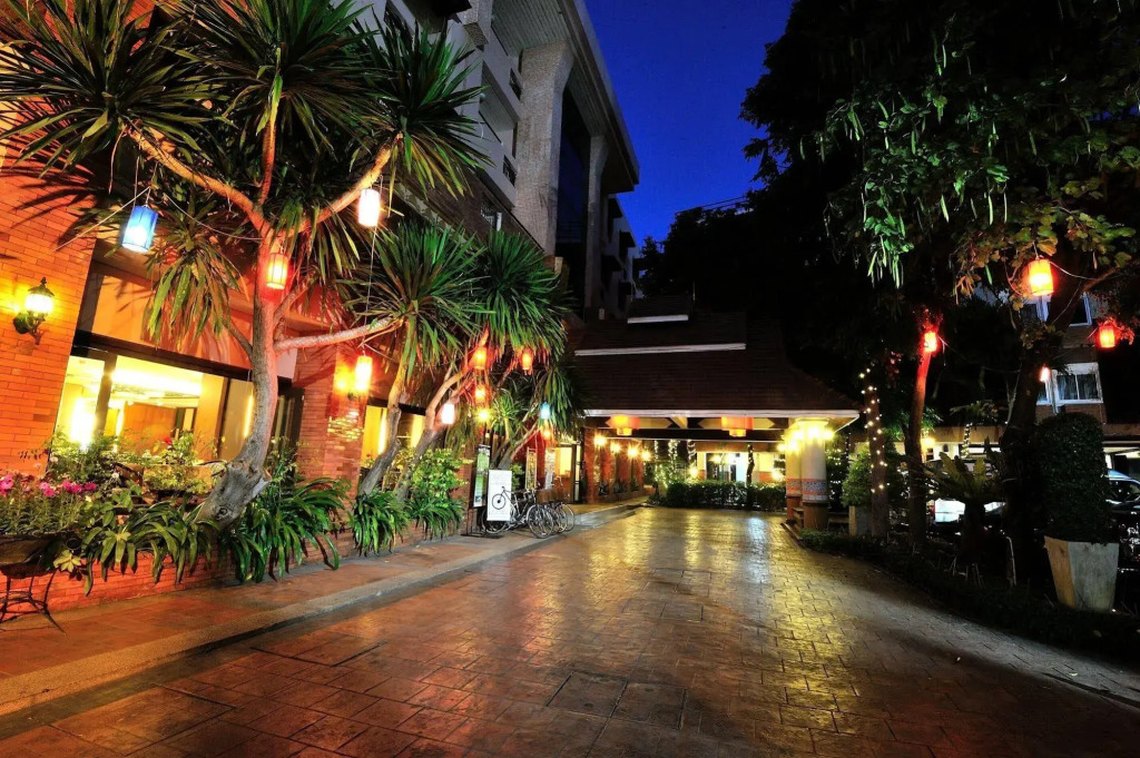 Chiangmai Gate Hotel