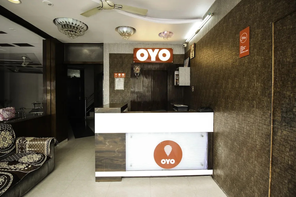 Hotel Galaxy Palace By OYO Rooms