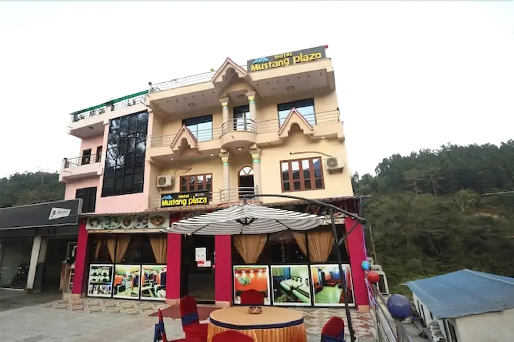 OYO 711 Hotel Mustang Plaza