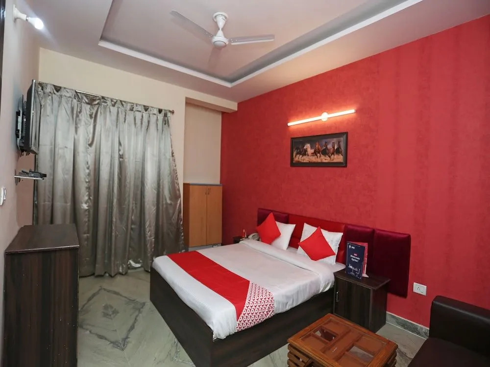 OYO 19331 Homeystay Fortune