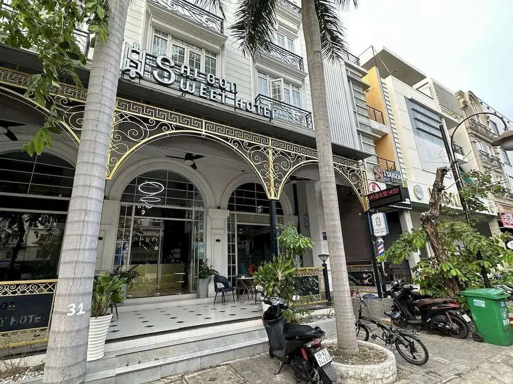 Capital O Saigon Sweet Hotel