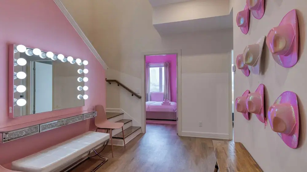 Sleeps 44 4 Themed Lofts w/ Skyline Balconies, Neon Backdrops & Glam Kitchensperfect for Nashville Group Stays The Swift Retreat by Avantstay