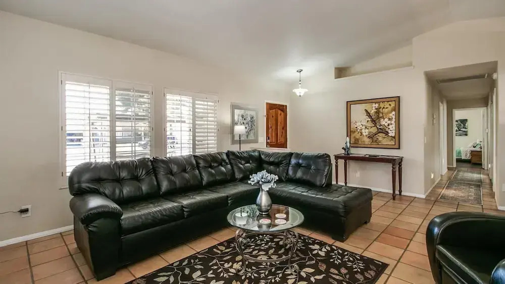 Scottsdale Kierland 3 Bdrm With Sparkling Pool!