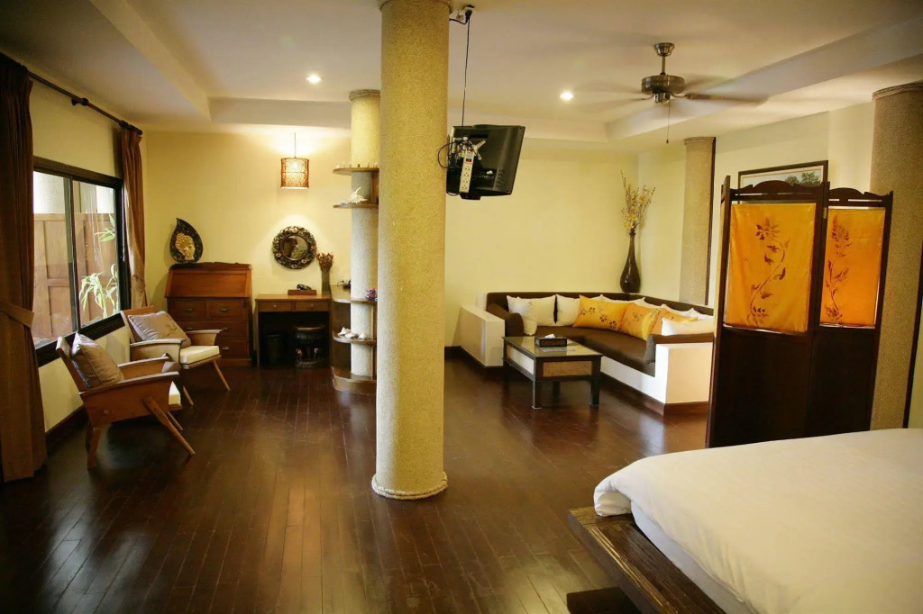 Evergreen boutique Hua Hin