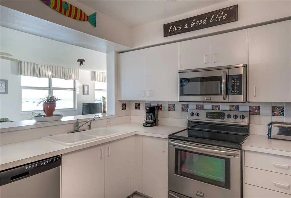 Bahia Vista 17881 - Two Bedroom Condo