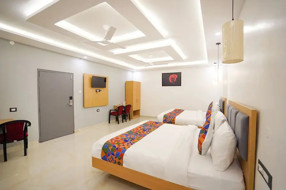 FabHotel Prime Kingston