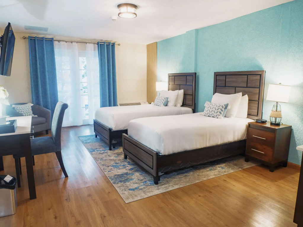 Manta Lodge Resort, an Ascend Collection Resort