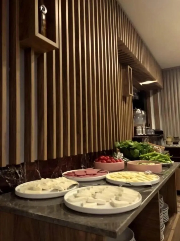 Anibal Hotel