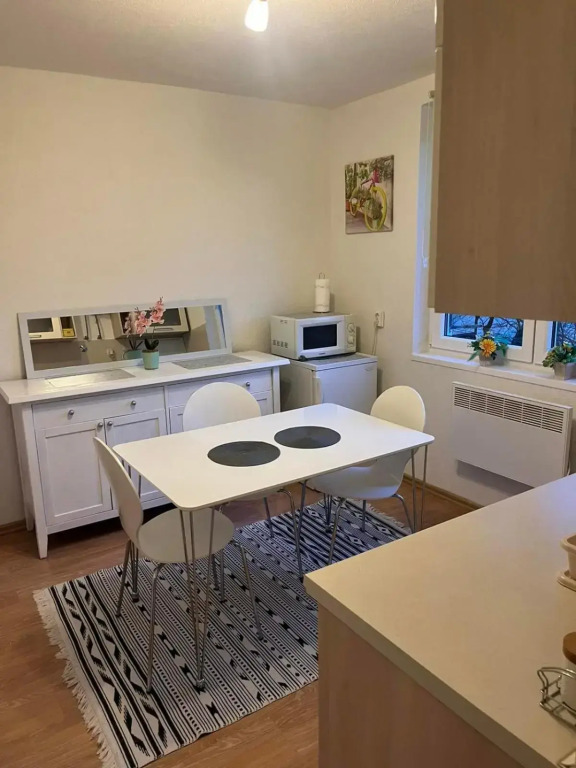 Lovely apartment in Old town 400m from city center Sebilj