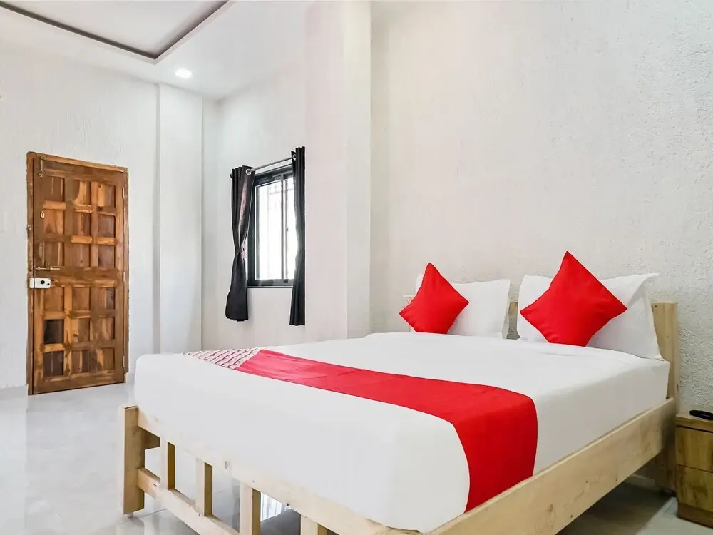 HOTEL RAJANIGANDHA home stay