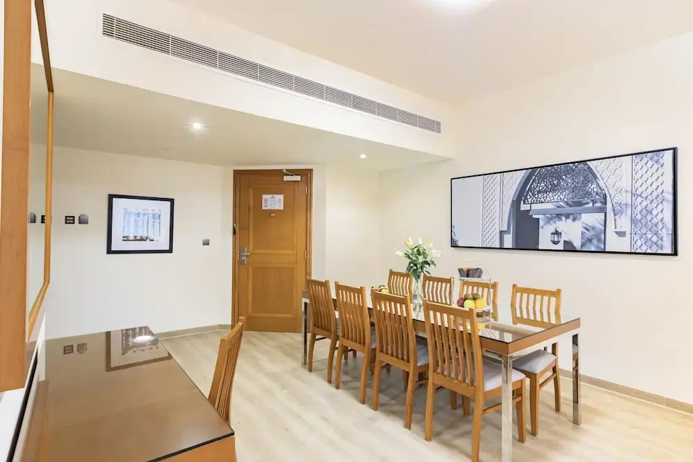 Golden Sands 10 Hotel Apartments