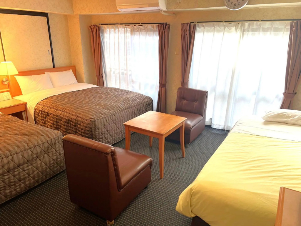 Business Inn Sennichimae Hotel