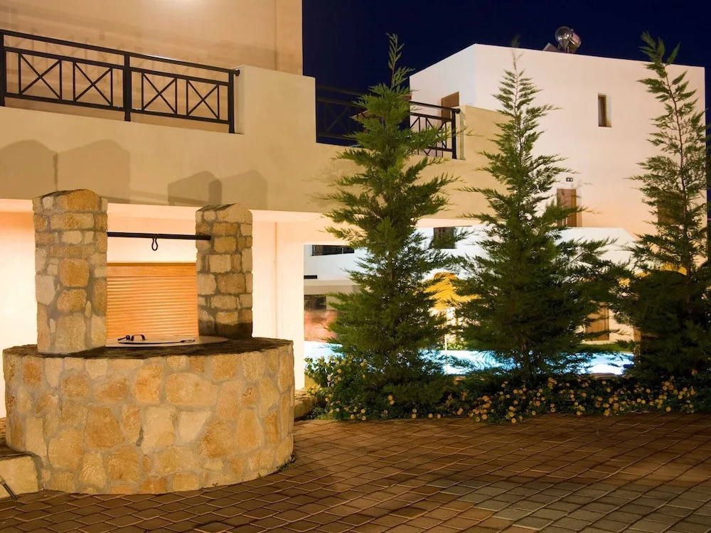 Beautiful Villa With Swimming Pool