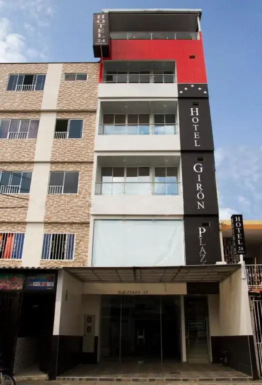 Hotel Girón Plaza