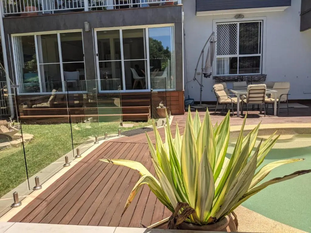 Phoenix Oasis, Family and Pet Friendly Apartment with Pool
